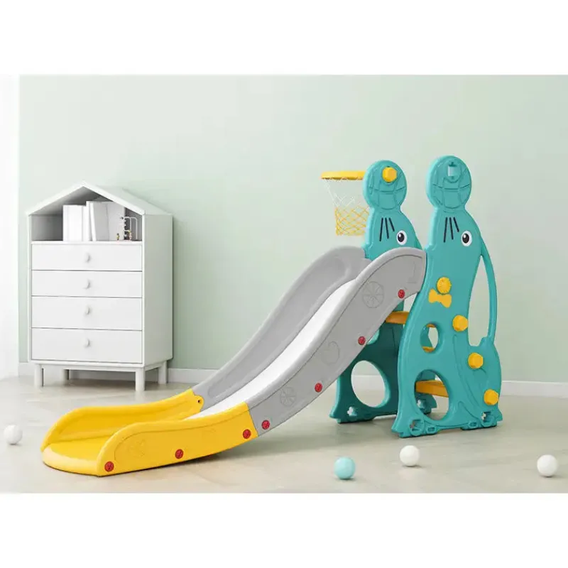 Hot rutsjebane og basket Udeleg