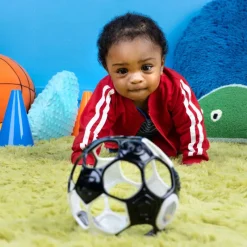 Clearance Soccer - fodbold (sort/hvid) Aktivitetslegetøj|Rangler